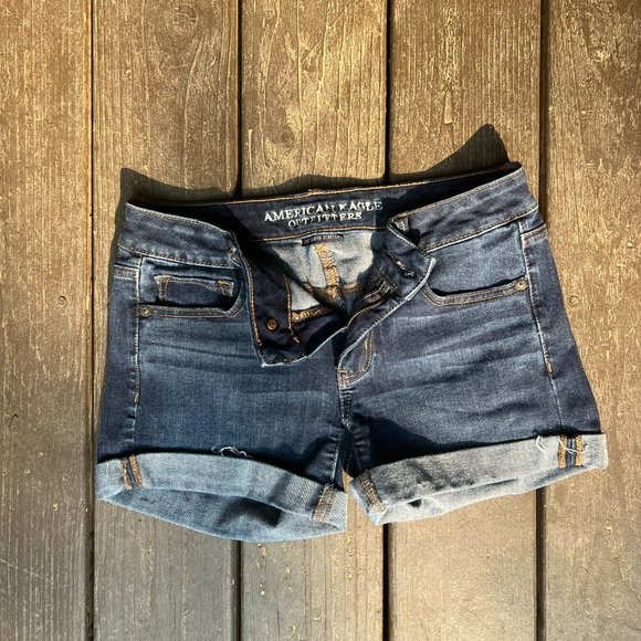 shorts - Picture 2 of 5